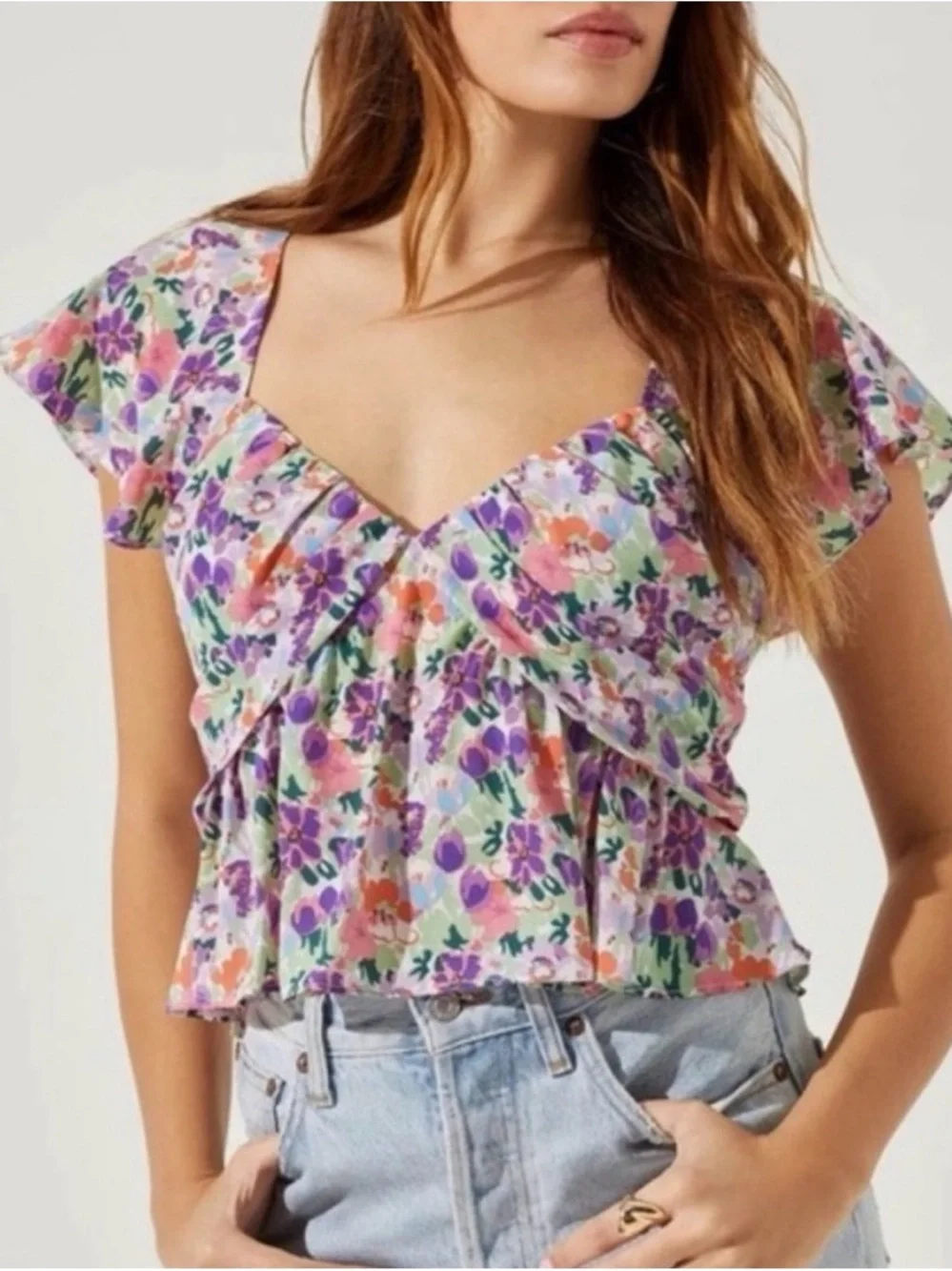 ASTR The Label Kinley Floral Flutter Sleeve Top